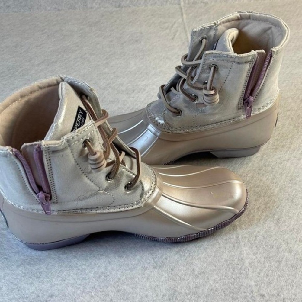 Sperry saltwater Women's Silver lavender Metallic LaceUp Waterproof Duck Boots4M - Picture 3 of 8
